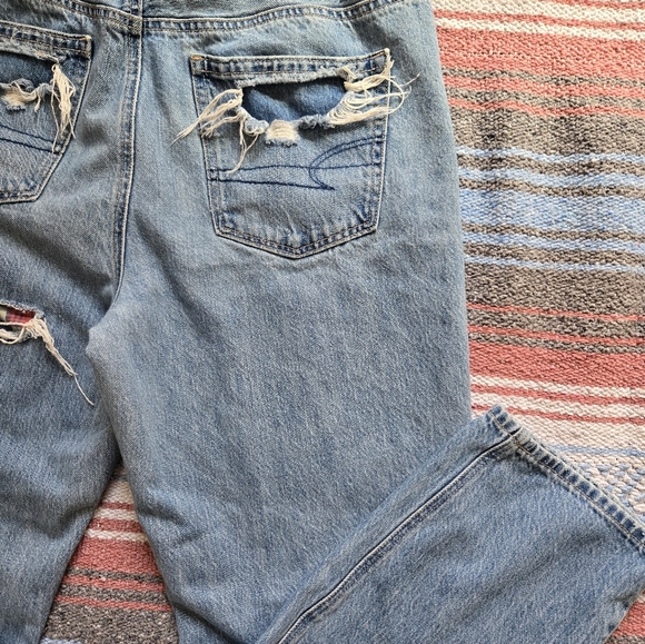 American Eagel Distressed Women's Jeans with Plaid Patch Inserts - Picture 4 of 7